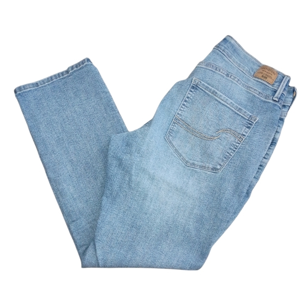 Signature By Levi Strauss Curvy Straight Leg Jeans Size 10